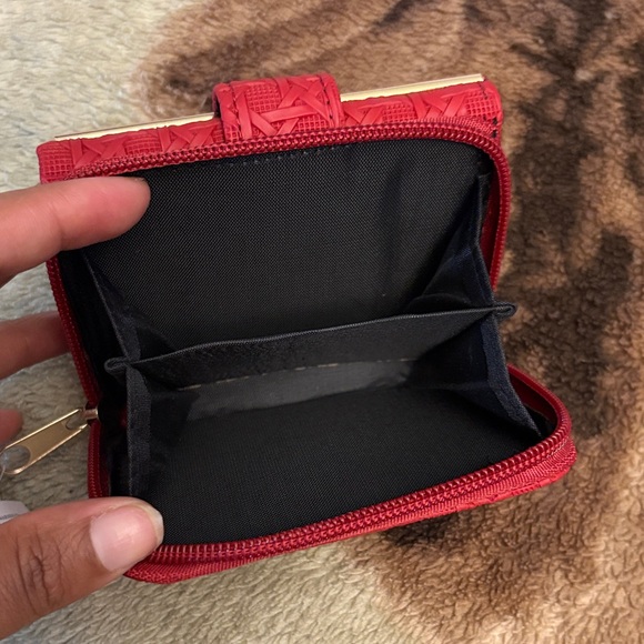 Jane & Berry Red Textured Women's Wallet - Picture 9 of 15